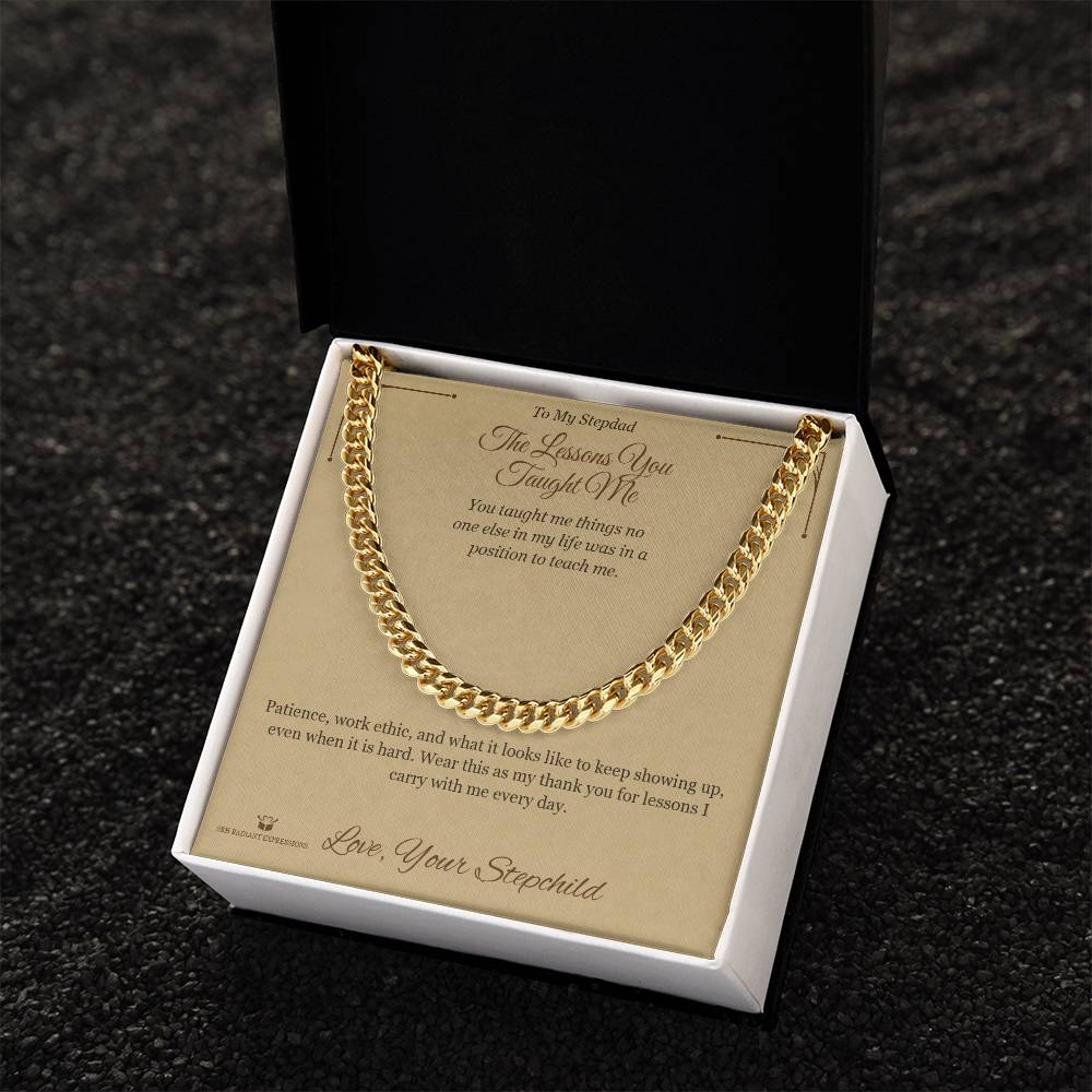 Close-up detail of the cuban link chain for brother