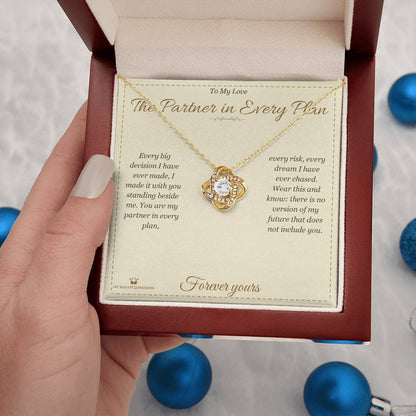 Best love knot necklace for partner 2026